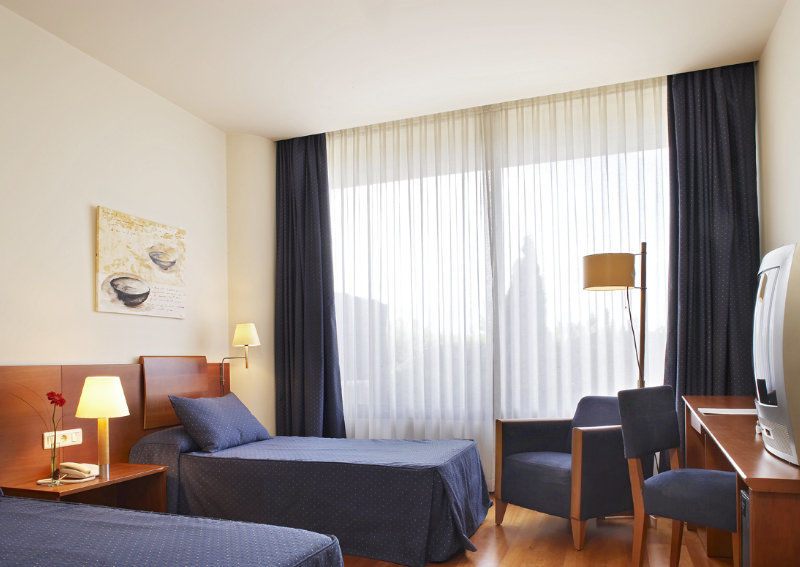 Hotel Sercotel Arrahona